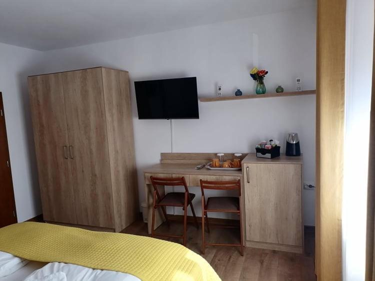 Apartamento Happy House Hunedoara Exterior foto