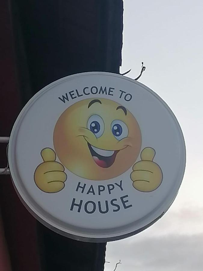 Apartamento Happy House Hunedoara Exterior foto