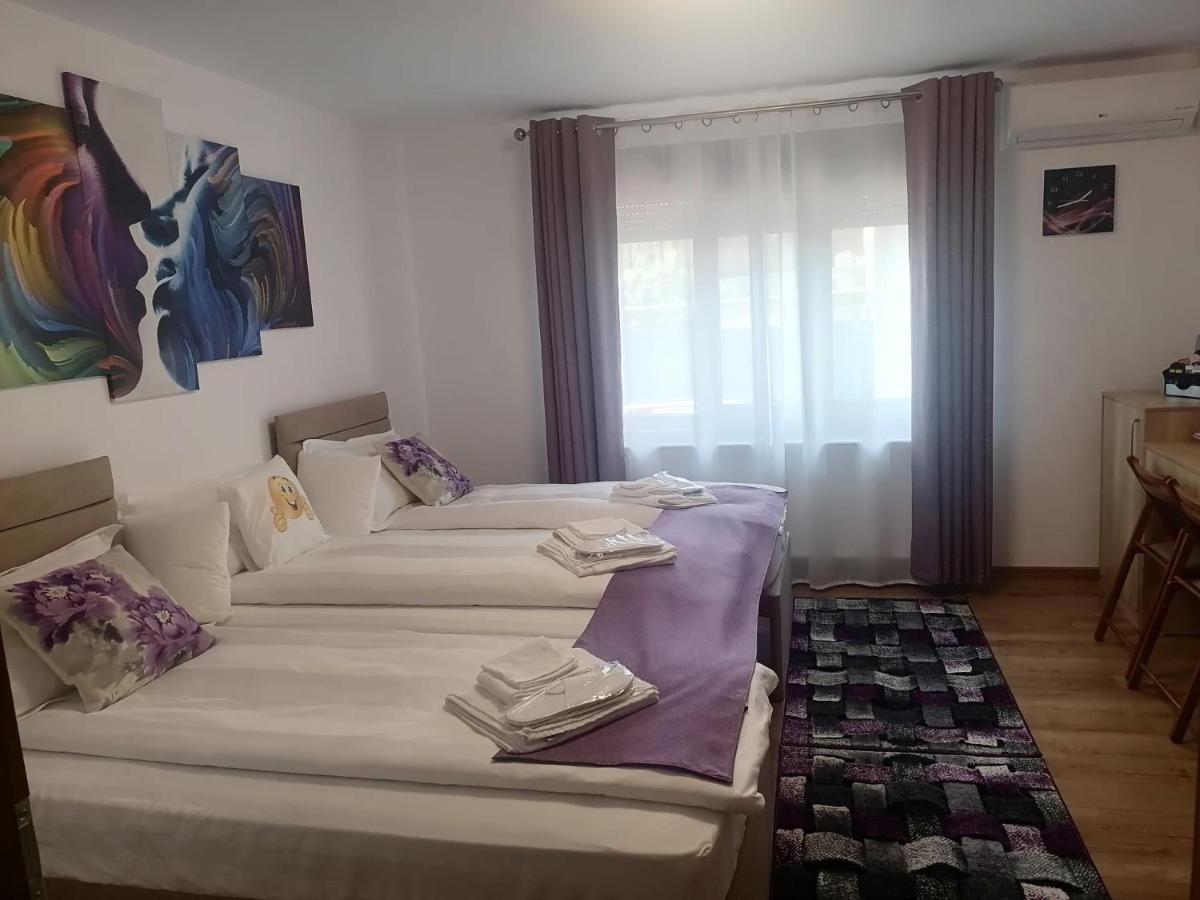 Apartamento Happy House Hunedoara Exterior foto